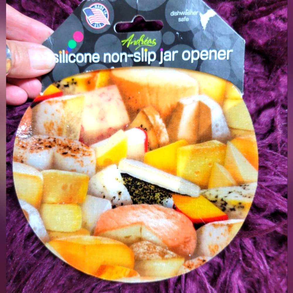 Andreas silicone non slip jar opener cheese print